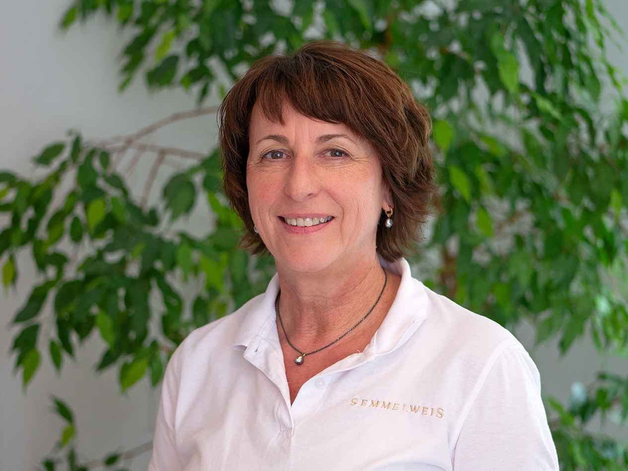 dr. med. univ. Michaela Wenzel (MU Budapest)